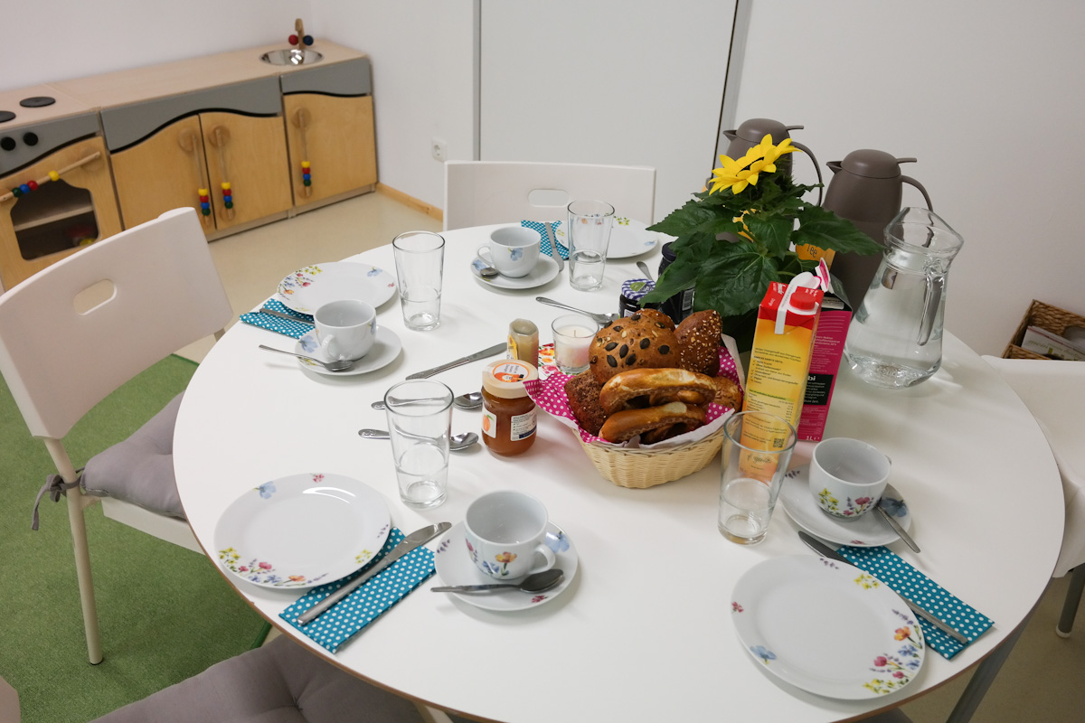 FortSchritt Baby Cafe Frühstückstisch